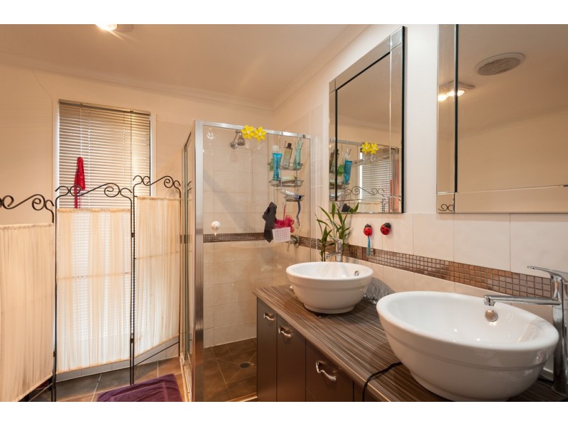 126 YEATES ROAD, Beerwah QLD 4519