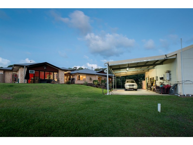 6 Towen Mount Road, Towen Mountain QLD 4560