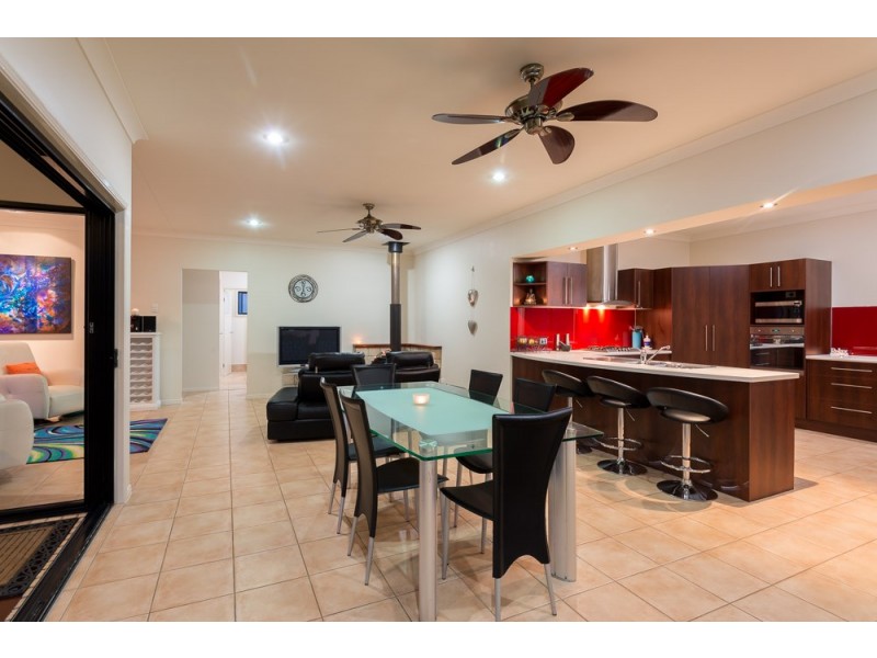 6 Towen Mount Road, Towen Mountain QLD 4560