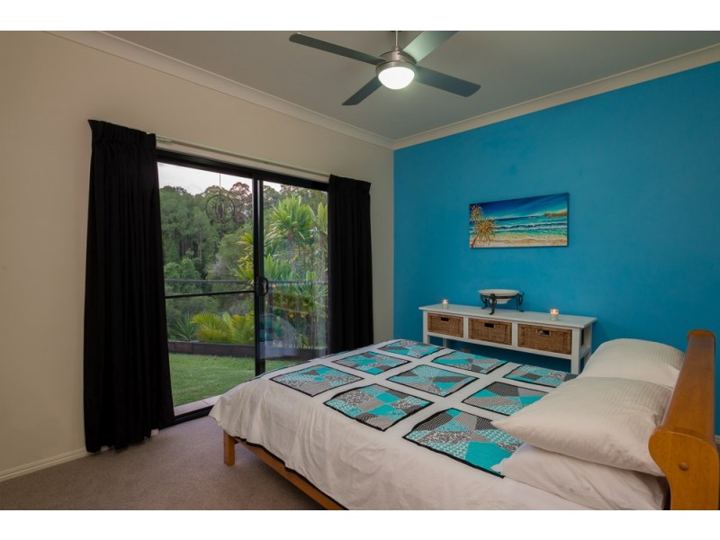 6 Towen Mount Road, Towen Mountain QLD 4560