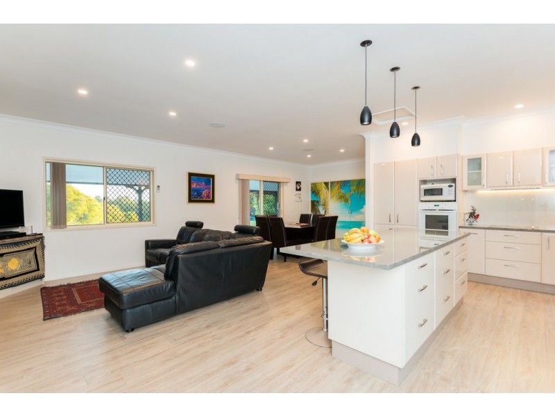 120 Gardners Lane, North Maleny QLD 4552