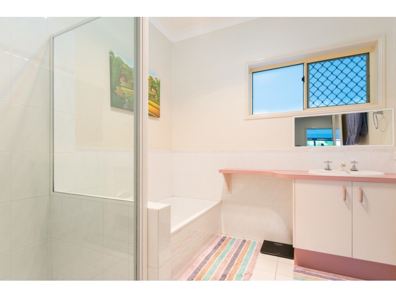 120 Gardners Lane, North Maleny QLD 4552