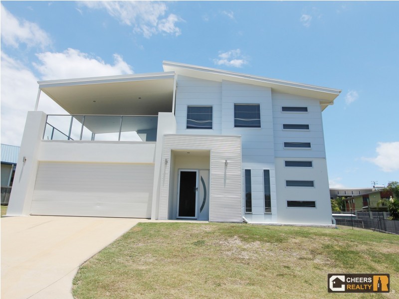 25 Lighthouse Drive, Boyne Island QLD 4680