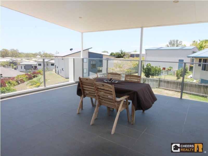 25 Lighthouse Drive, Boyne Island QLD 4680