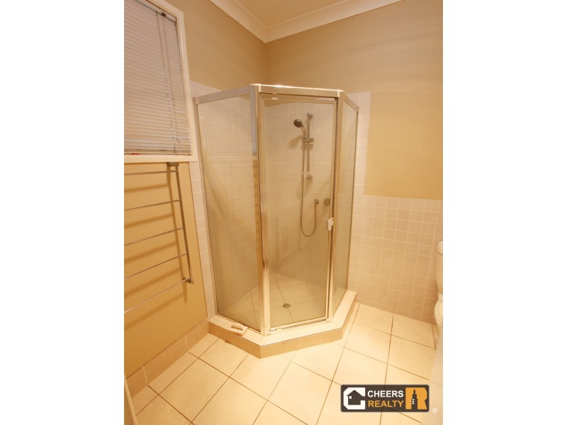 1 Melon Street, Mansfield QLD 4122