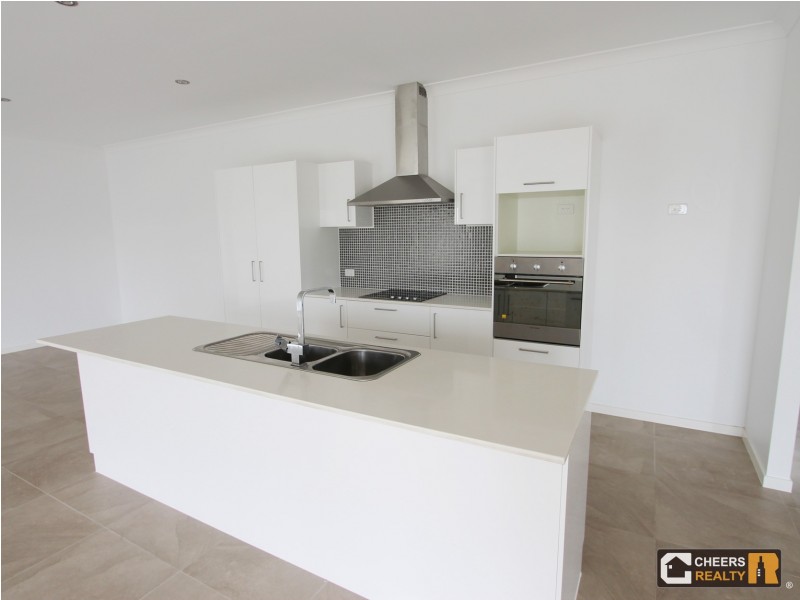 22 Cradle Drive, New Auckland QLD 4680