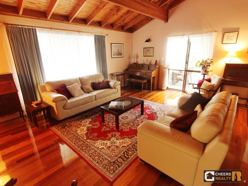 27 Norman Street, Fig Tree Pocket QLD 4069