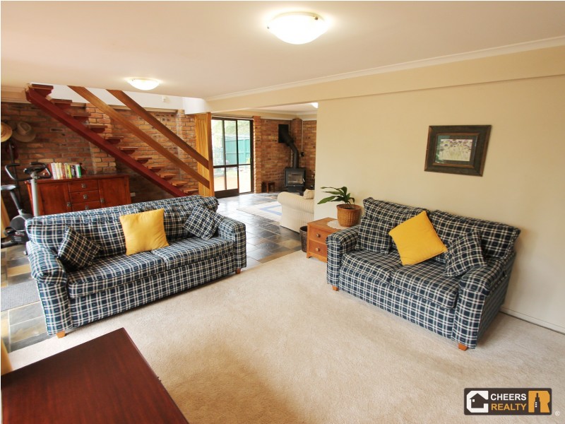 27 Norman Street, Fig Tree Pocket QLD 4069