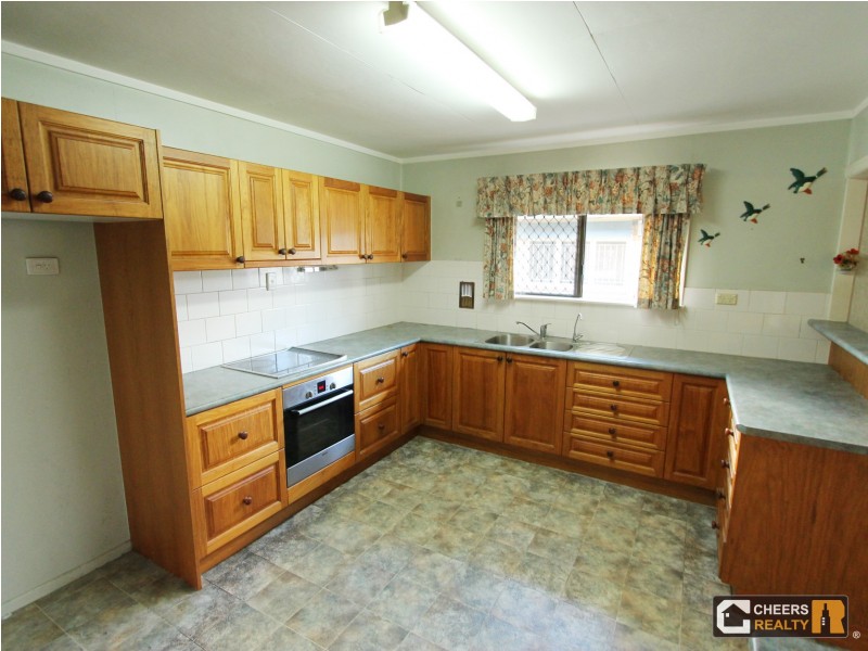 17 Cremin St, Upper Mount Gravatt QLD 4122