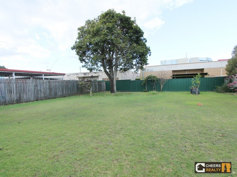 17 Cremin St, Upper Mount Gravatt QLD 4122