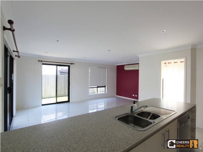 6 Hira Cl, Calamvale QLD 4116