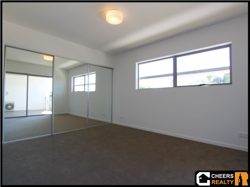 8/32 Redfern St, Morningside QLD 4170