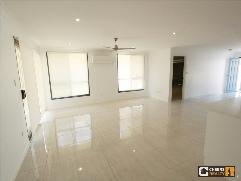 69 Daintree Blvd, New Auckland QLD 4680