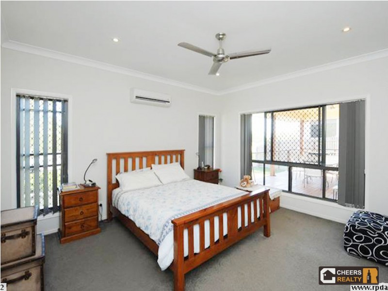 19 Larcom Rise, West Gladstone QLD 4680