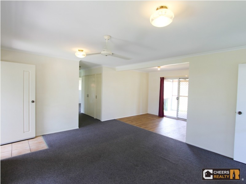 32 Beak Street, New Auckland QLD 4680