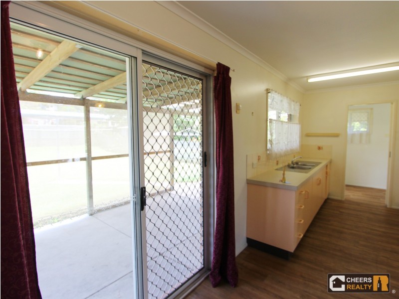 32 Beak Street, New Auckland QLD 4680