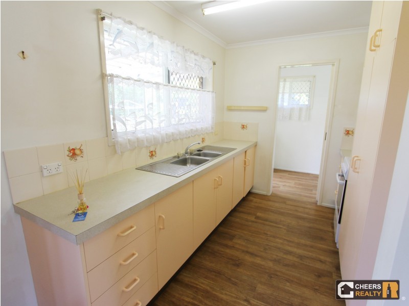 32 Beak Street, New Auckland QLD 4680