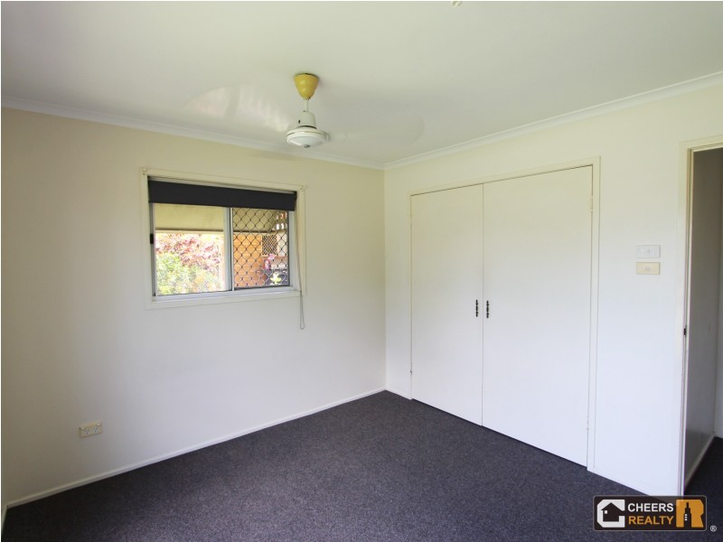 32 Beak Street, New Auckland QLD 4680