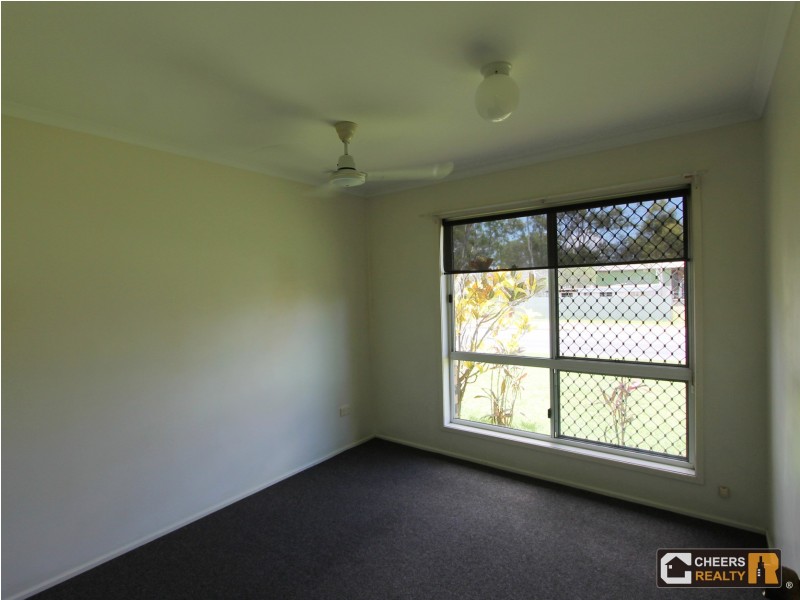 32 Beak Street, New Auckland QLD 4680