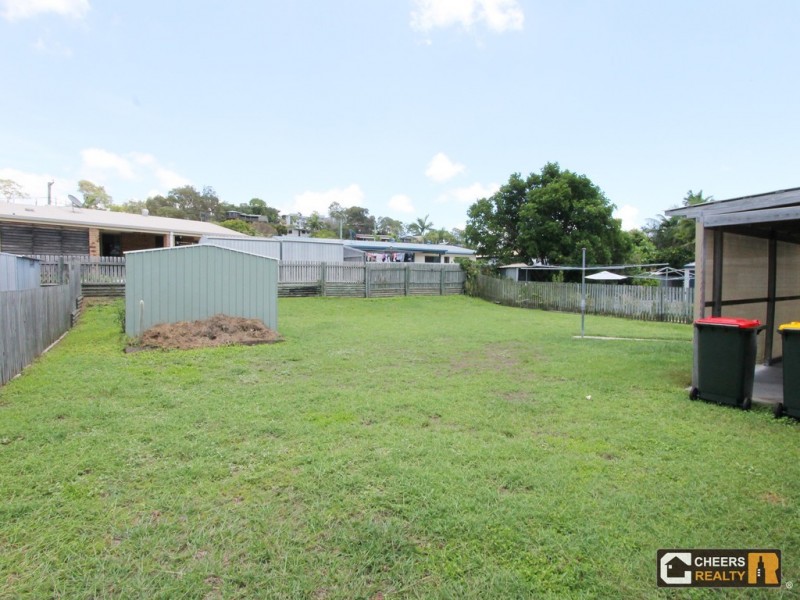 32 Beak Street, New Auckland QLD 4680