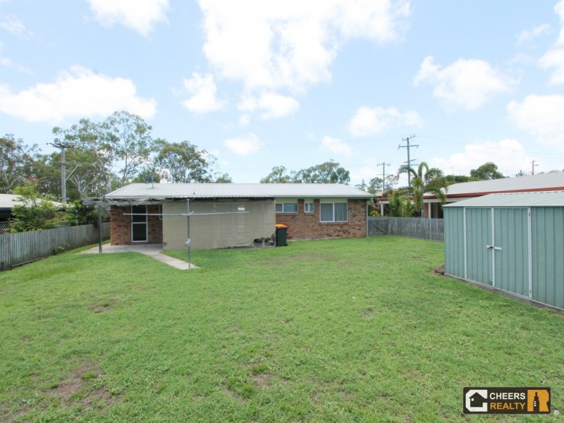 32 Beak Street, New Auckland QLD 4680