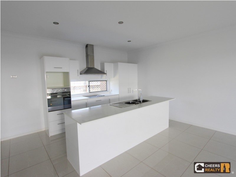 24 Bauhinia St, Boyne Island QLD 4680