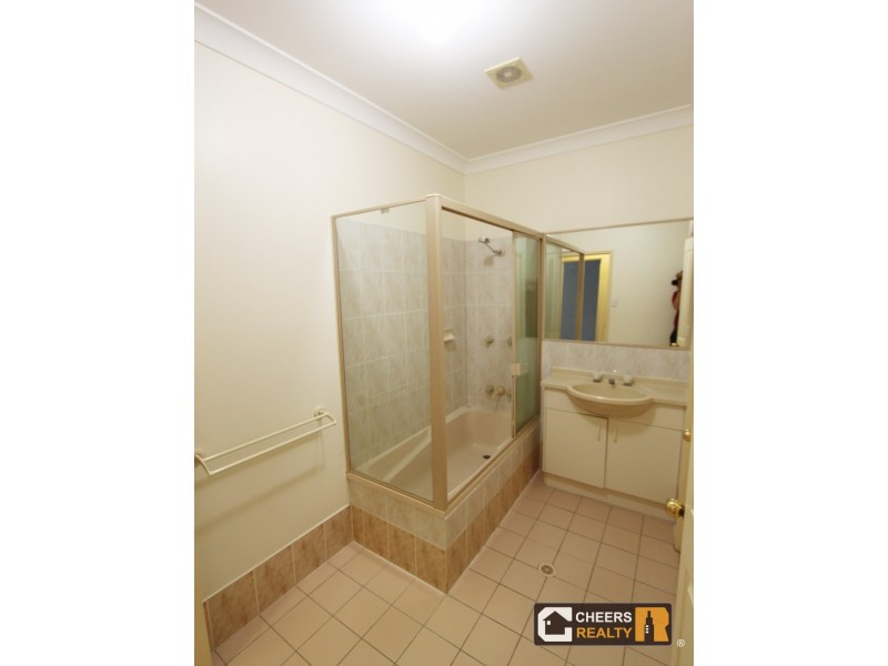 9/58 Mitre Street, St Lucia QLD 4067