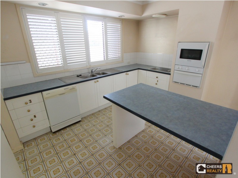 437 Mains Road, Macgregor QLD 4109