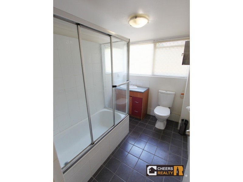 1/44 Sylvan Road, Toowong QLD 4066
