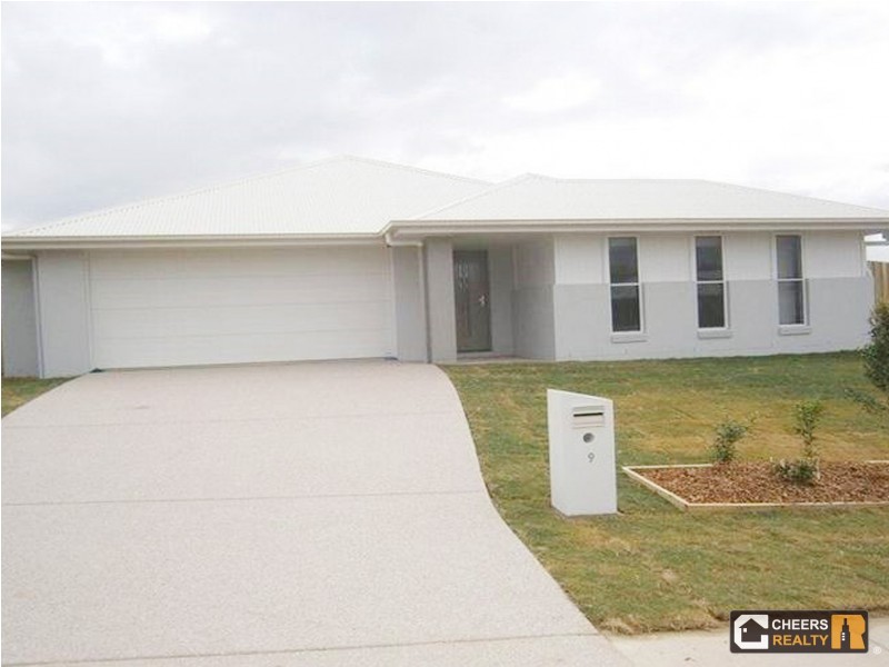 9 Brindabella Parade, New Auckland QLD 4680