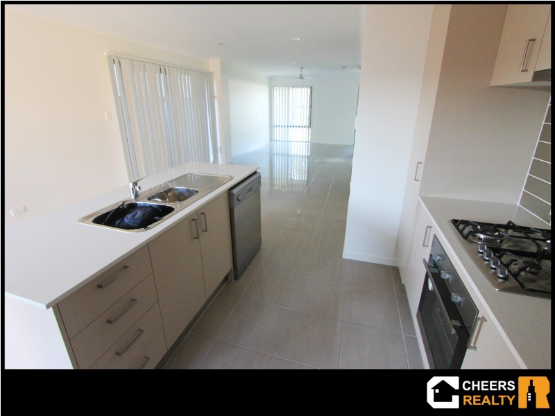 12 Wedgetail Road, Clinton QLD 4680
