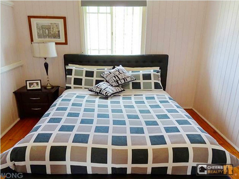 50 Keeling Street (Upstairs), Coopers Plains QLD 4108