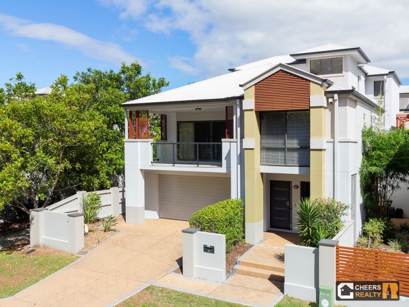 37 Greenway Circuit, Mount Ommaney QLD 4074