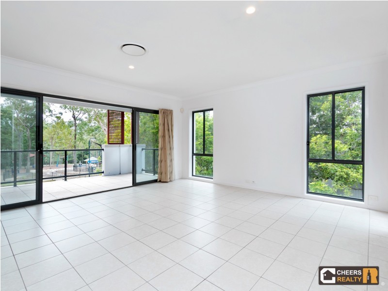 37 Greenway Circuit, Mount Ommaney QLD 4074
