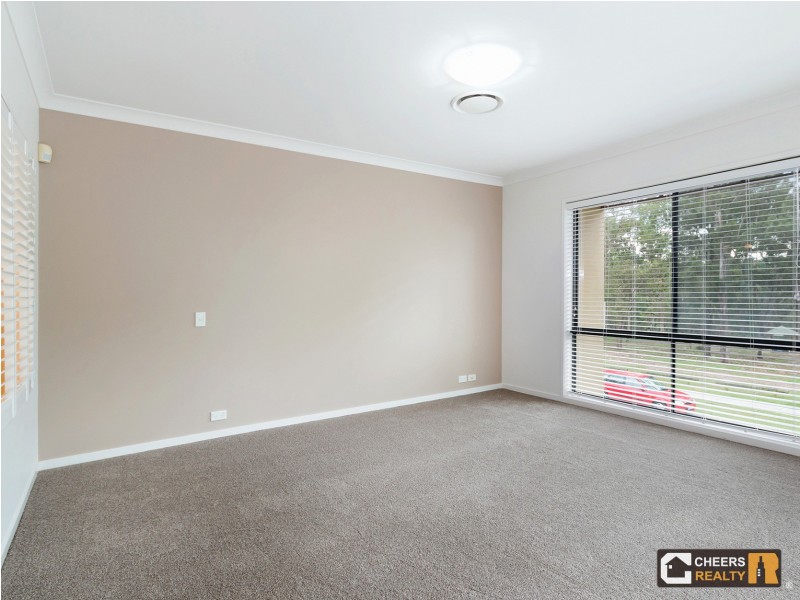 37 Greenway Circuit, Mount Ommaney QLD 4074