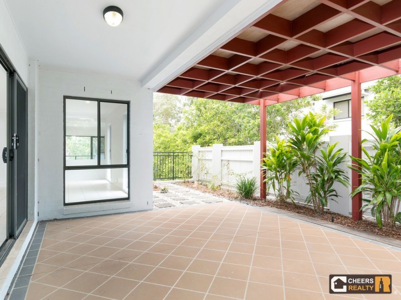 37 Greenway Circuit, Mount Ommaney QLD 4074