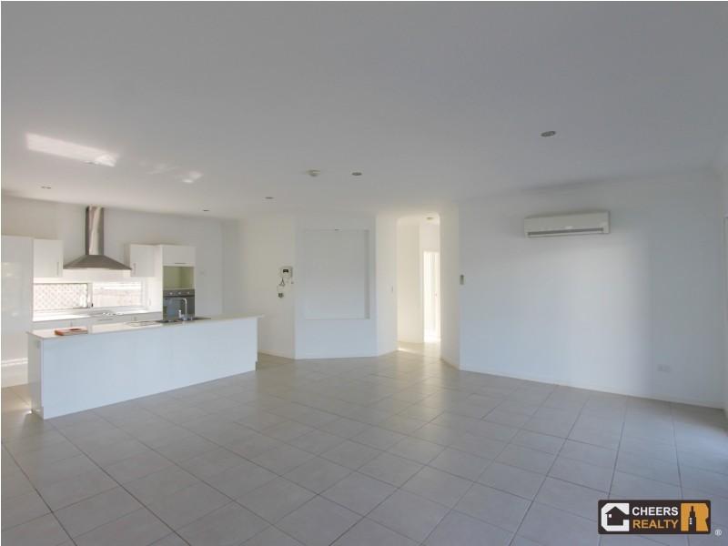 11 Windjana Court, New Auckland QLD 4680