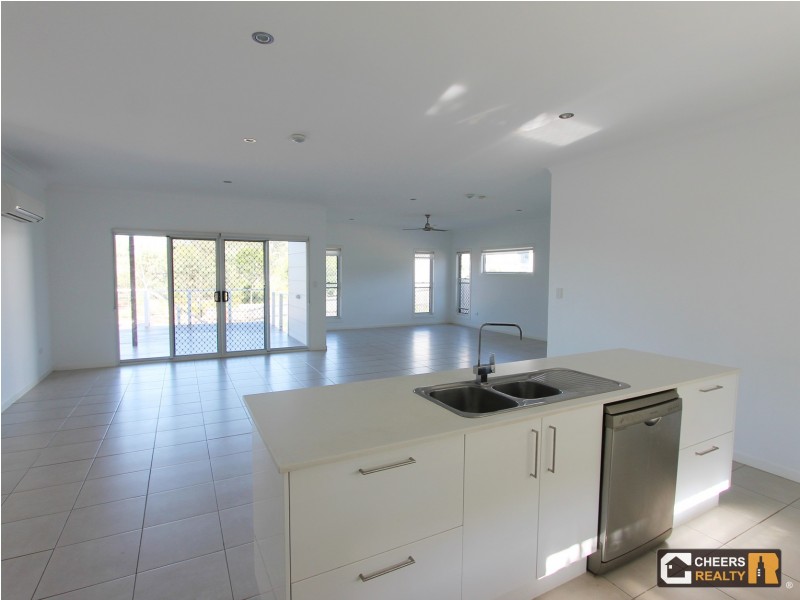 11 Windjana Court, New Auckland QLD 4680