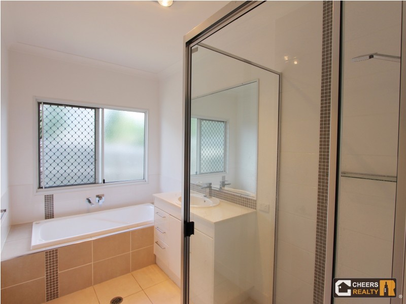 11 Windjana Court, New Auckland QLD 4680