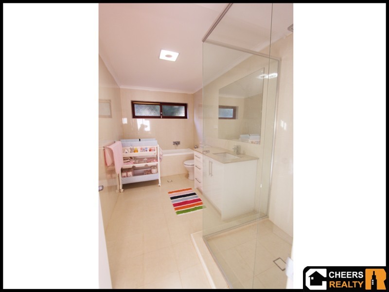 57 Newdegate Street, Greenslopes QLD 4120