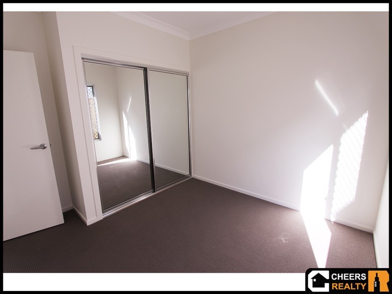 14 Valhalla Street, Clinton QLD 4680