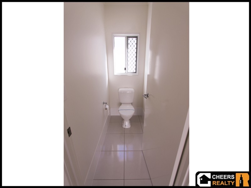 14 Valhalla Street, Clinton QLD 4680