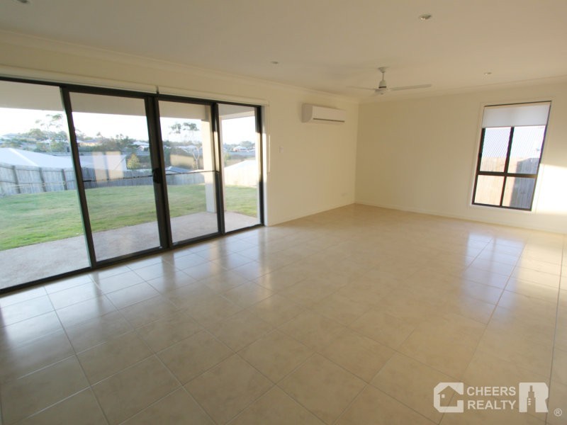 4 Deveney Dr., Kirkwood QLD 4680