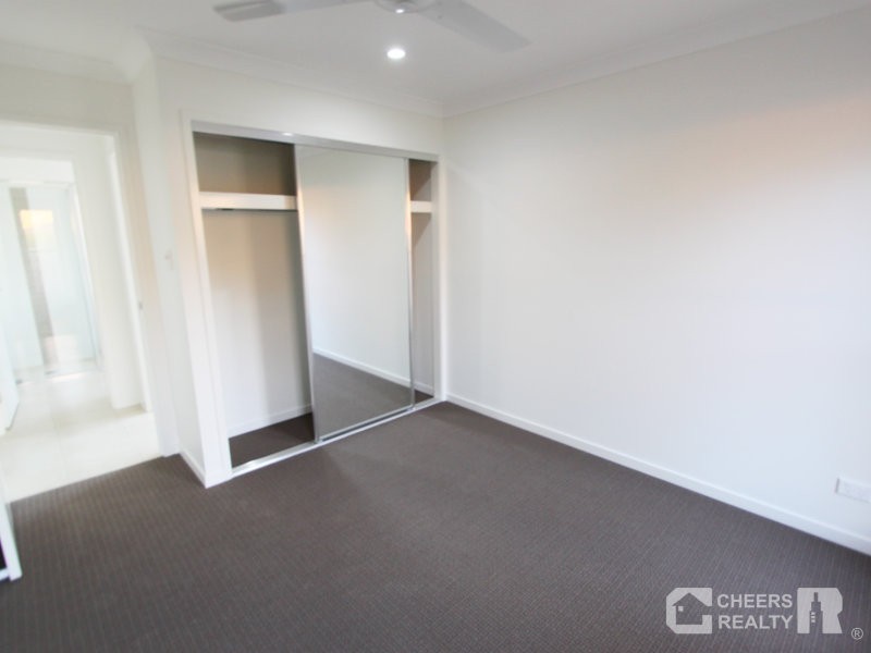 4 Deveney Dr., Kirkwood QLD 4680