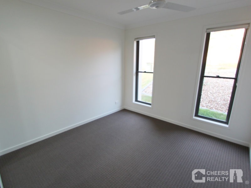 4 Deveney Dr., Kirkwood QLD 4680