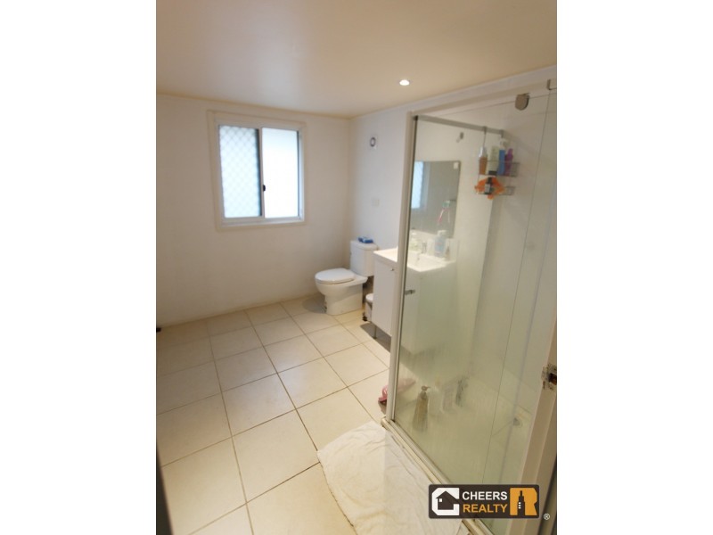 50 Keeling Street (downstairs), Coopers Plains QLD 4108