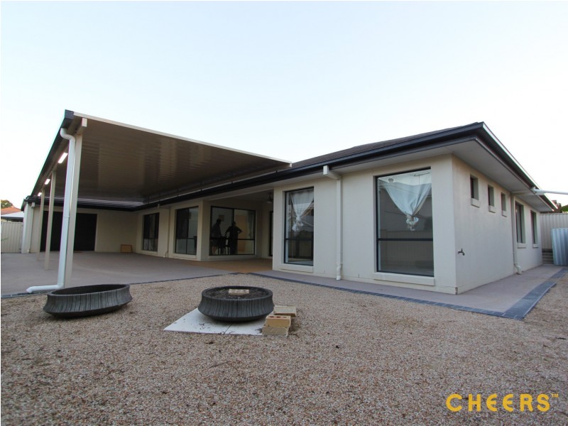 15 May Street, Parkinson QLD 4115