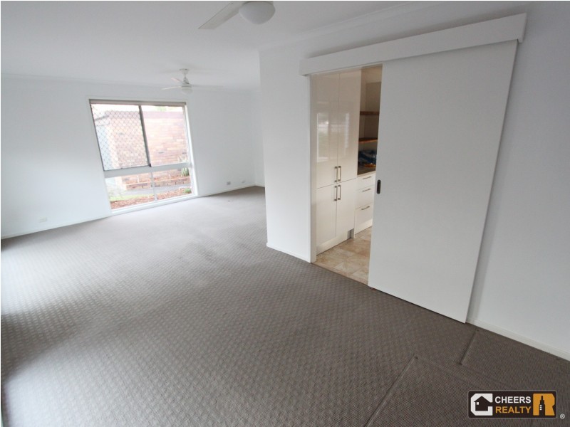 6 Coleman Cres, Springwood QLD 4127