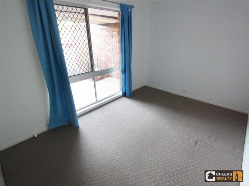 6 Coleman Cres, Springwood QLD 4127