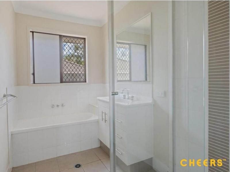 67 Argule Street, Hillcrest QLD 4118